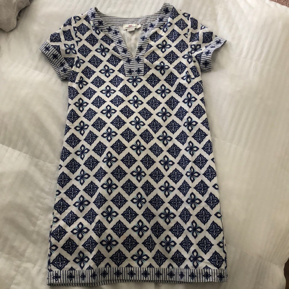 Vineyard Vines Patterned Shift Dress
